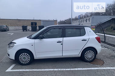 Хэтчбек Skoda Fabia 2009 в Киеве