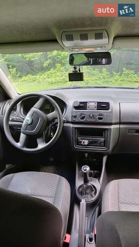 Універсал Skoda Fabia 2010 в Львові