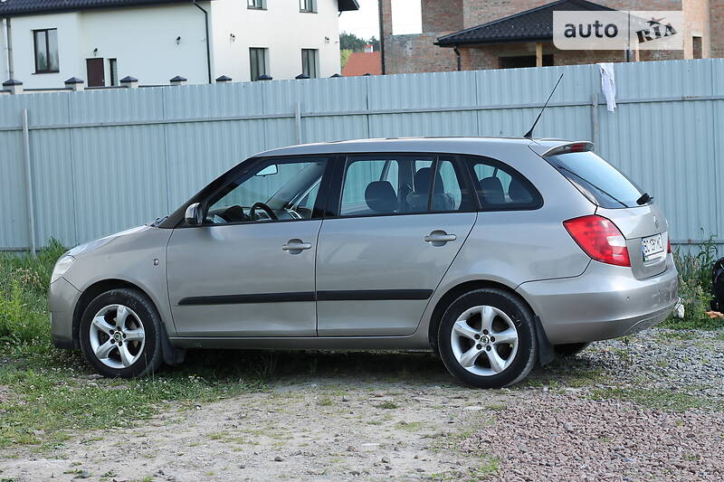 Универсал Skoda Fabia 2008 в Львове