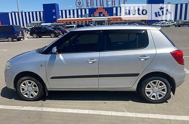 Хэтчбек Skoda Fabia 2008 в Сумах