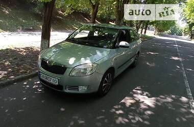 Универсал Skoda Fabia 2010 в Корсуне-Шевченковском