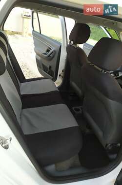 Універсал Skoda Fabia 2014 в Тернополі
