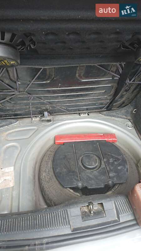 Хэтчбек Skoda Fabia 2006 в Ивано-Франковске