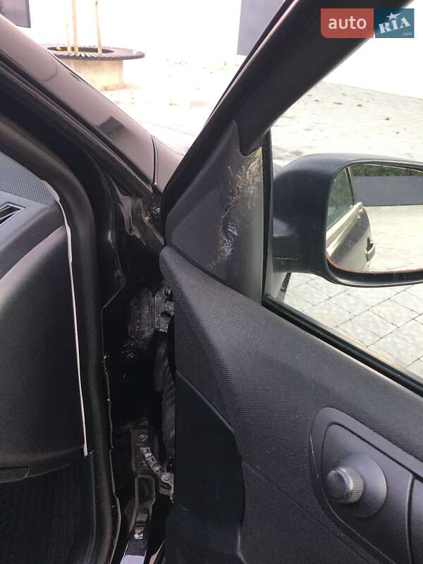 Універсал Skoda Fabia 2006 в Ужгороді фото 17 Універсал Skoda Fabia 2006 в Ужгороді