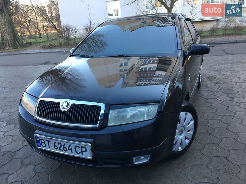 Седан Skoda Fabia 2002 в Ивано-Франковске