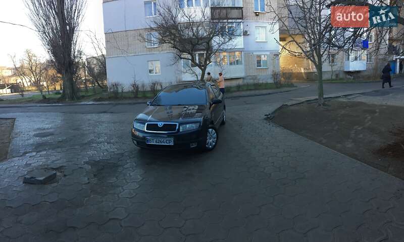 Седан Skoda Fabia 2002 в Ивано-Франковске