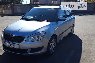 Универсал Skoda Fabia 2010 в Чернигове