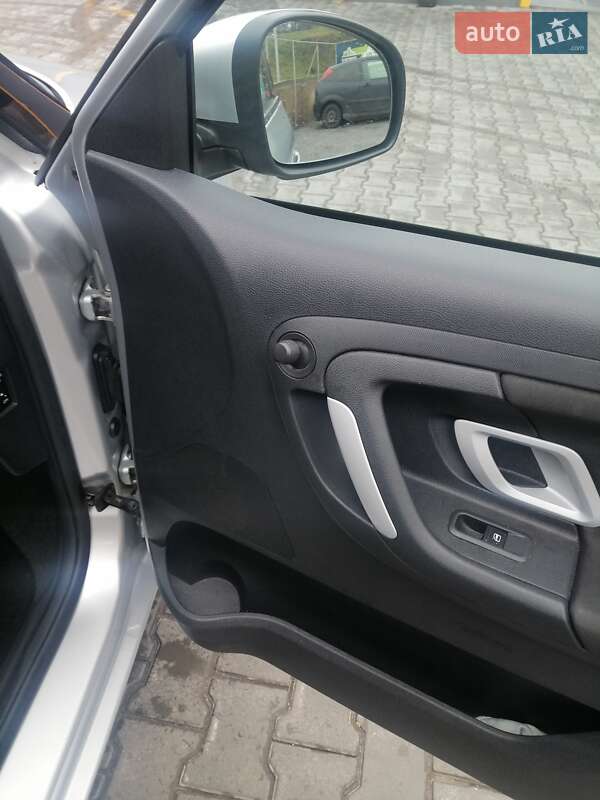 Хетчбек Skoda Fabia 2008 в Дніпрі