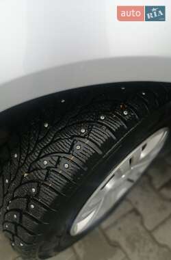 Хетчбек Skoda Fabia 2008 в Дніпрі