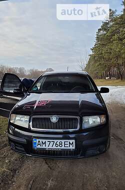 Хэтчбек Skoda Fabia 2007 в 