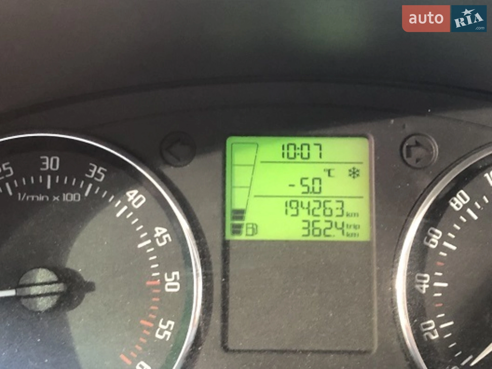 2011 Skoda Fabia - мініатюра 4