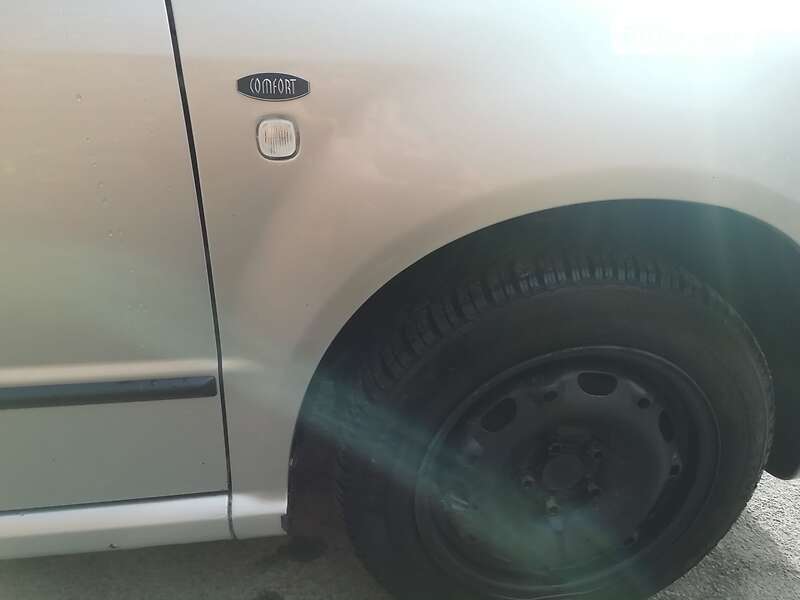 Седан Skoda Fabia 2002 в Чернигове фото 12 Седан Skoda Fabia 2002 в Чернигове