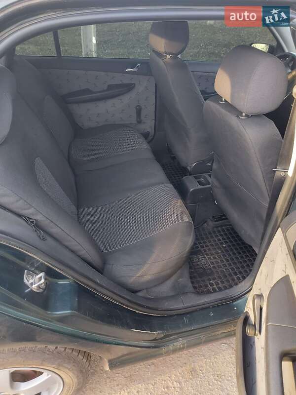 Хэтчбек Skoda Fabia 2002 в Кривом Роге фото 12 Хэтчбек Skoda Fabia 2002 в Кривом Роге