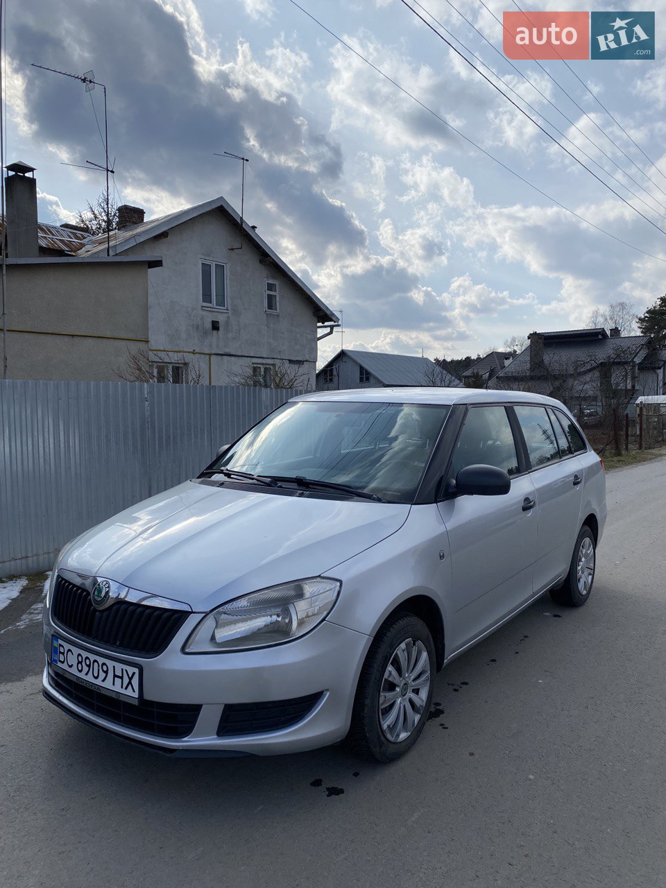 2012 Skoda Fabia - мініатюра 10