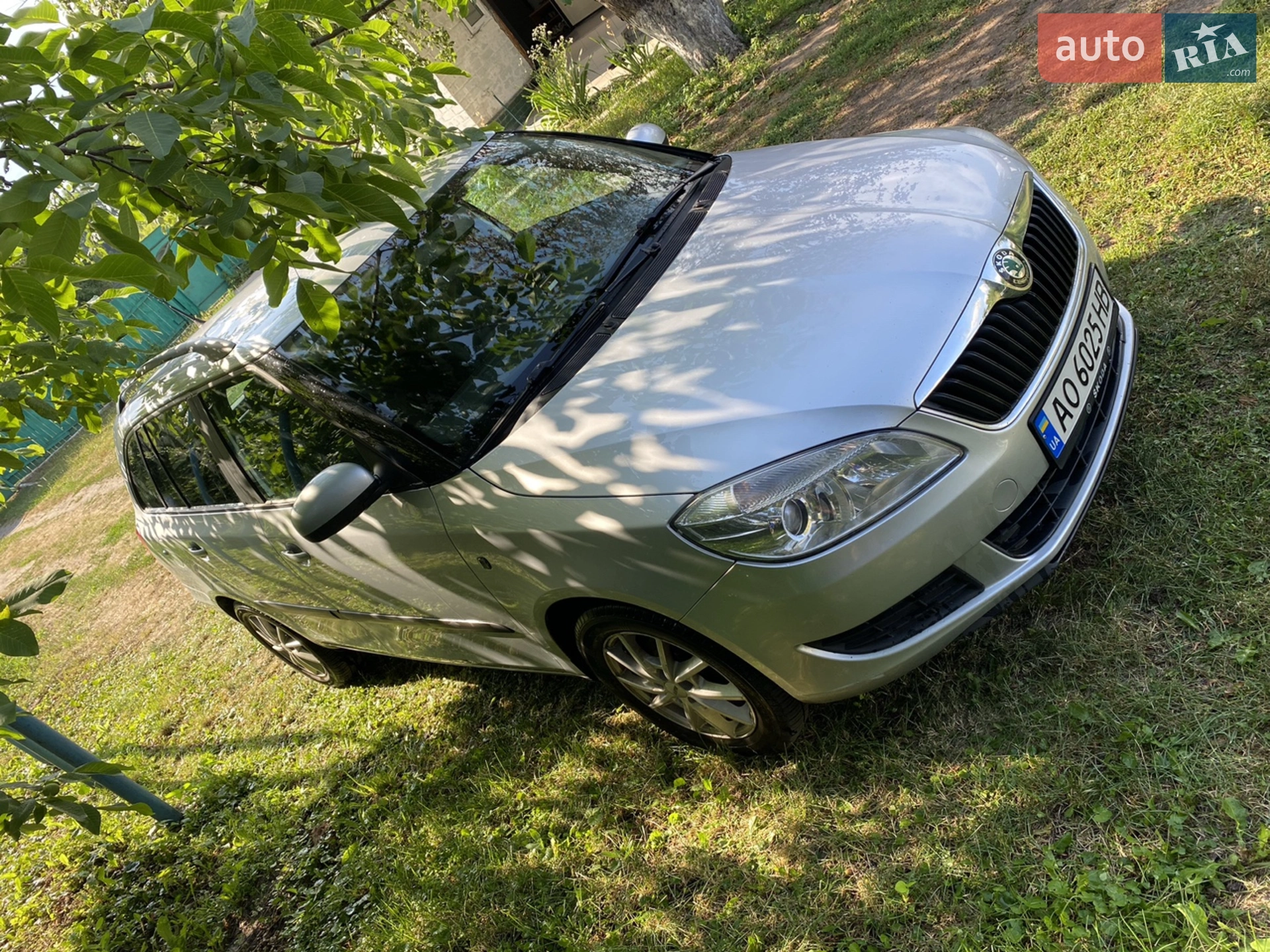 2010 Skoda Fabia - мініатюра 3