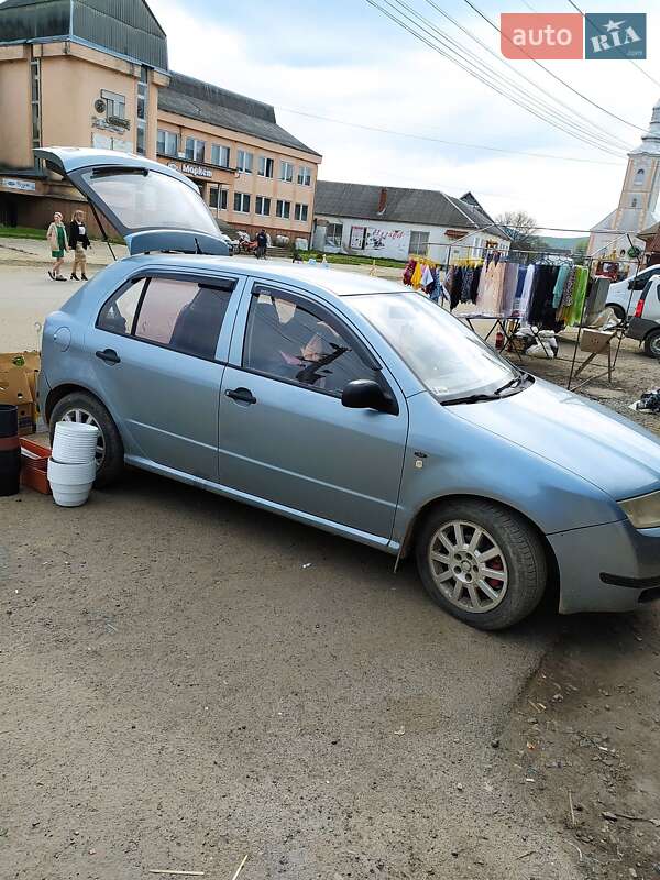 Хэтчбек Skoda Fabia 2001 в Сваляве