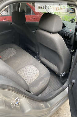 Хэтчбек Skoda Fabia 2007 в 