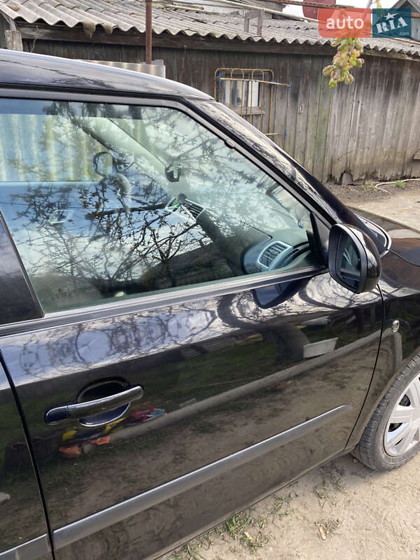 Хетчбек Skoda Fabia 2009 в Балаклії