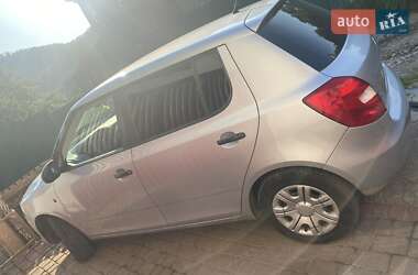 Хетчбек Skoda Fabia 2010 в 
