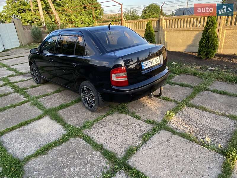 Седан Skoda Fabia 2007 в Раздельной