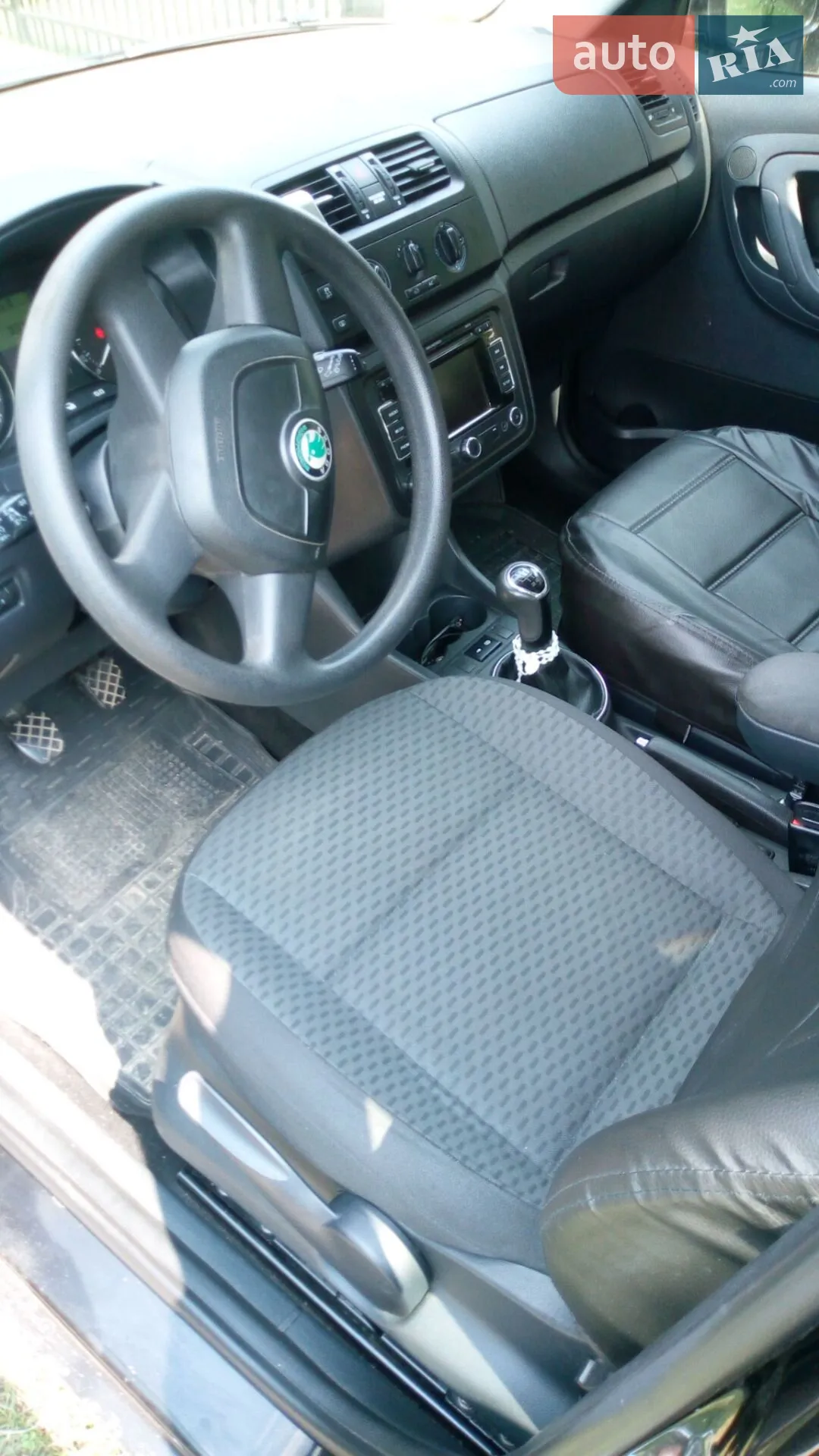 2011 Skoda Fabia - мініатюра 4