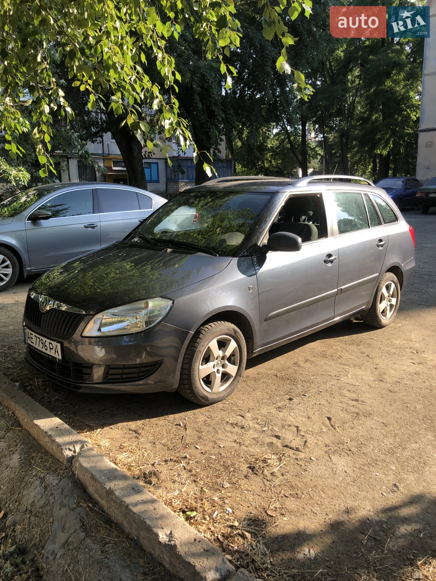 2011 Skoda Fabia - мініатюра 10