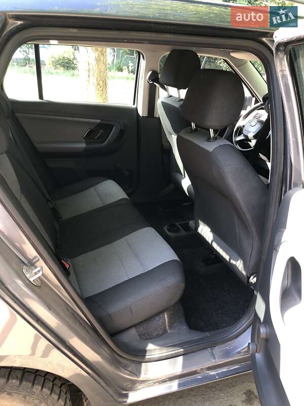 Хетчбек Skoda Fabia 2011 в Кривому Розі фото 15 Хетчбек Skoda Fabia 2011 в Кривому Розі