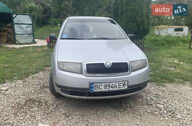 Седан Skoda Fabia 2003 в 