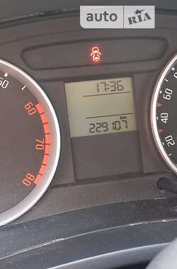 Хэтчбек Skoda Fabia 2007 в 