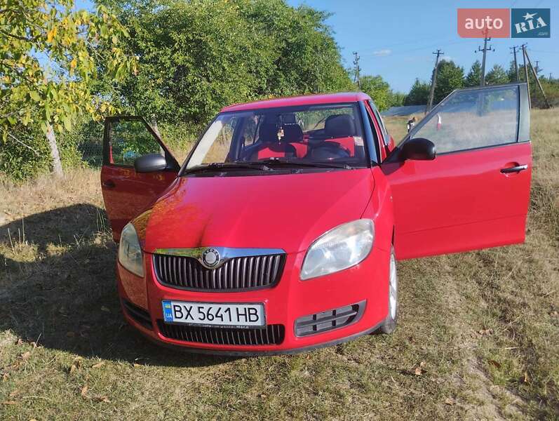 Хетчбек Skoda Fabia 2009 в Кам'янець-Подільському