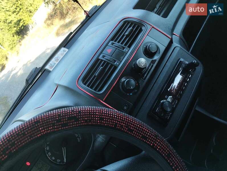 Хетчбек Skoda Fabia 2009 в Кам'янець-Подільському