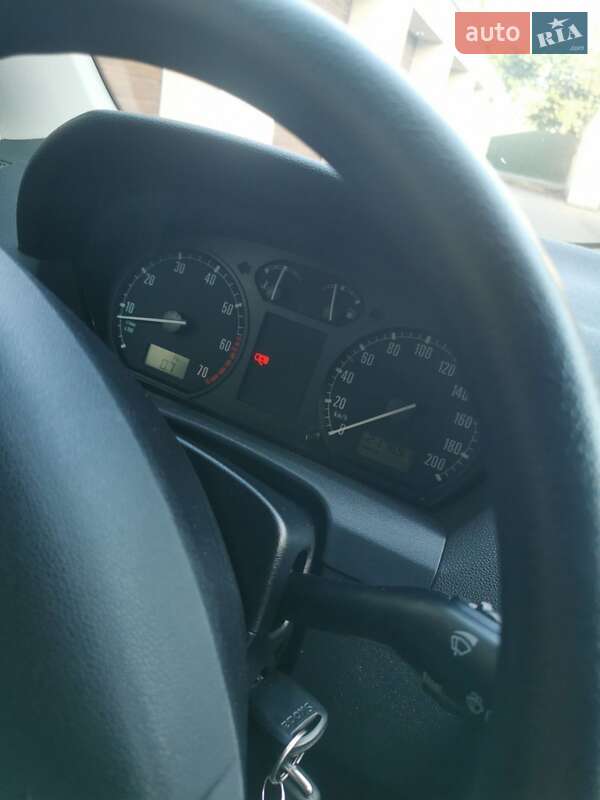 Универсал Skoda Fabia 2003 в Виннице