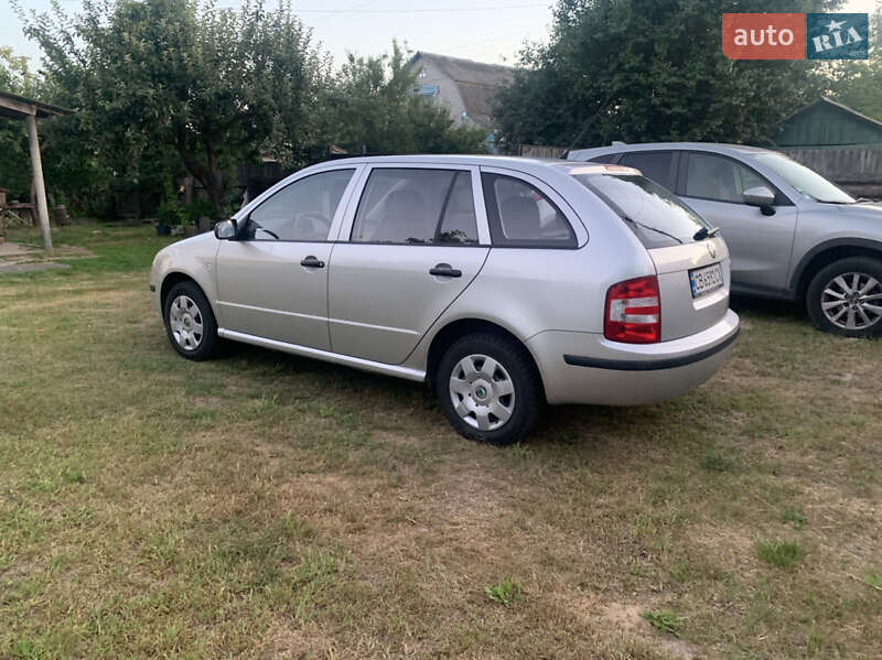 Універсал Skoda Fabia 2006 в Чернігові
