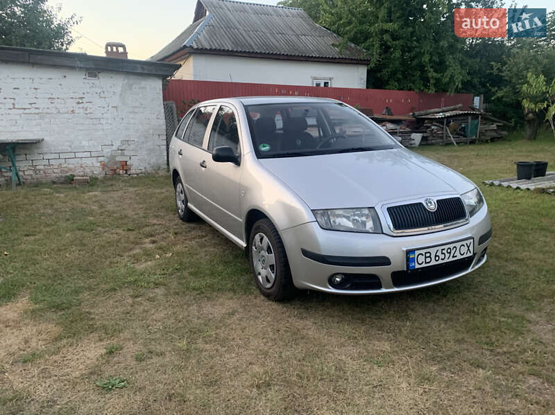 Універсал Skoda Fabia 2006 в Чернігові