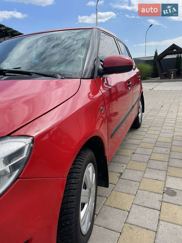 Універсал Skoda Fabia 2013 в Ужгороді