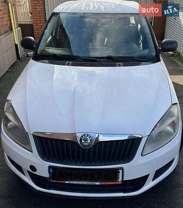 Универсал Skoda Fabia 2011 в Житомире