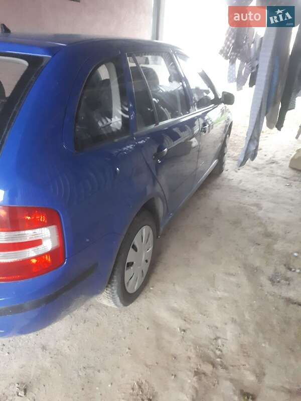 Универсал Skoda Fabia 2006 в Звягеле