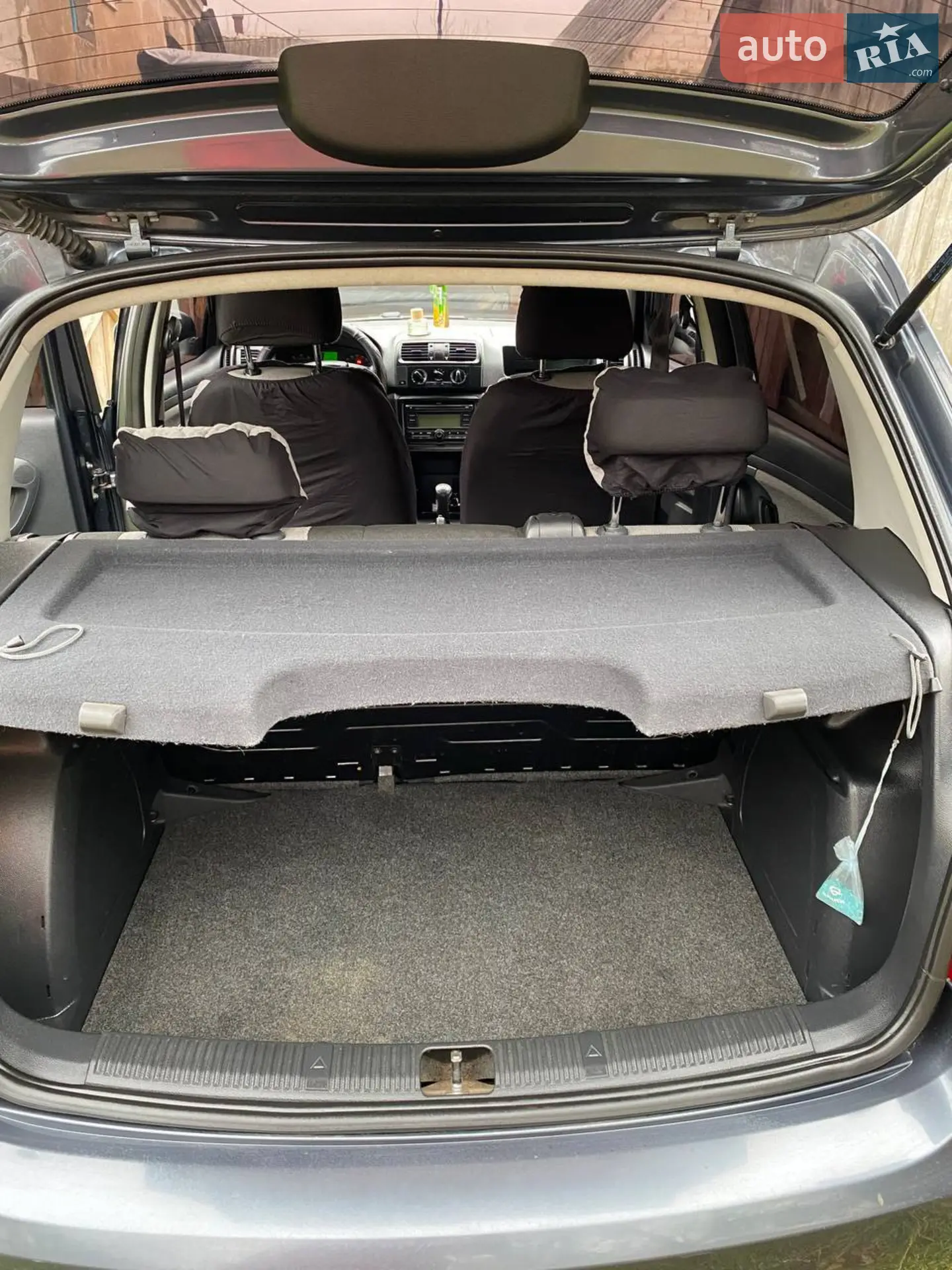 2010 Skoda Fabia - мініатюра 9