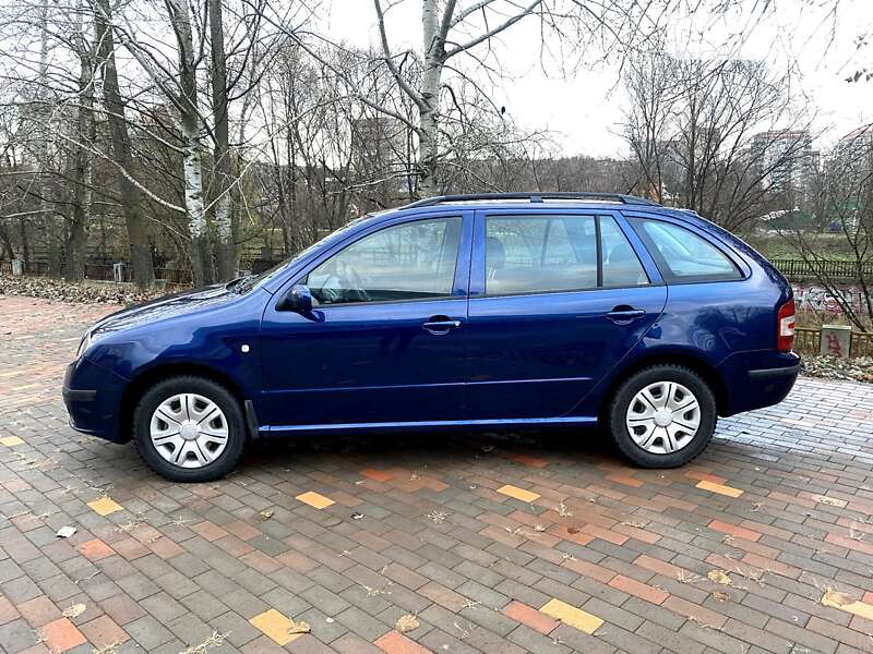 Универсал Skoda Fabia 2006 в Сумах