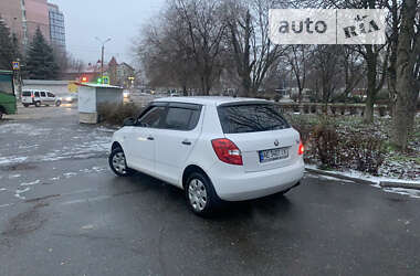 Хетчбек Skoda Fabia 2008 в Дніпрі