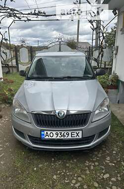 Хэтчбек Skoda Fabia 2011 в Тячеве