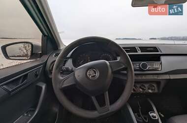 Хэтчбек Skoda Fabia 2015 в 