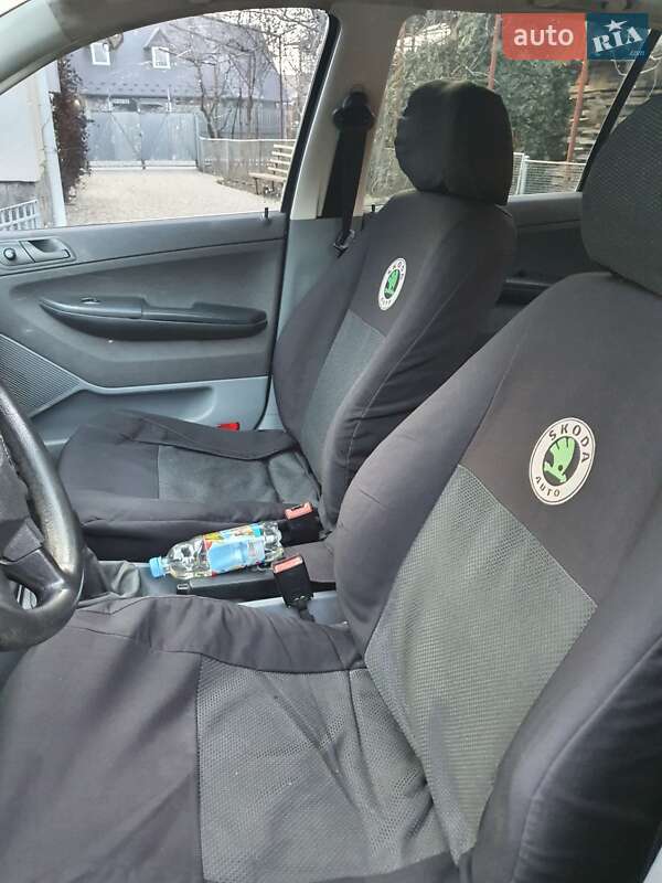 Хэтчбек Skoda Fabia 2000 в Ужгороде