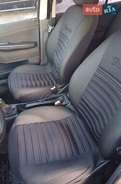 Хэтчбек Skoda Fabia 2007 в 