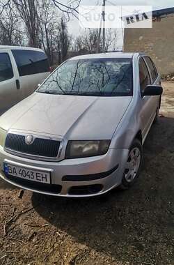 Хэтчбек Skoda Fabia 2007 в Долинской