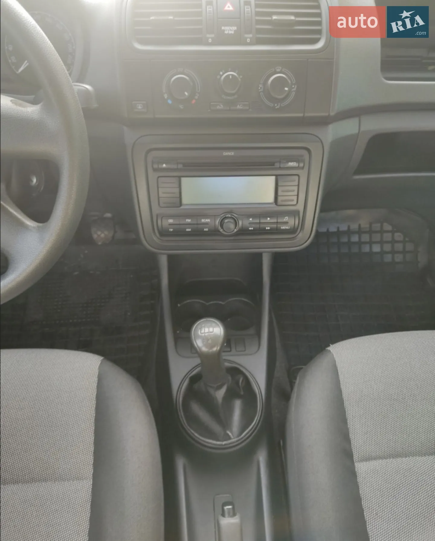 2010 Skoda Fabia - мініатюра 14