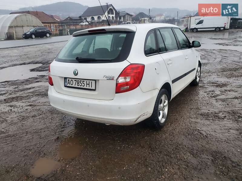 Універсал Skoda Fabia 2010 в Іршаві