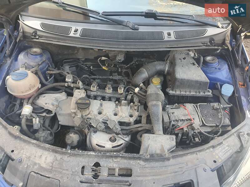 Хэтчбек Skoda Fabia 2010 в Хусте