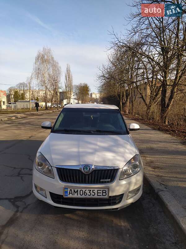 Универсал Skoda Fabia 2011 в Житомире фото 3 Универсал Skoda Fabia 2011 в Житомире