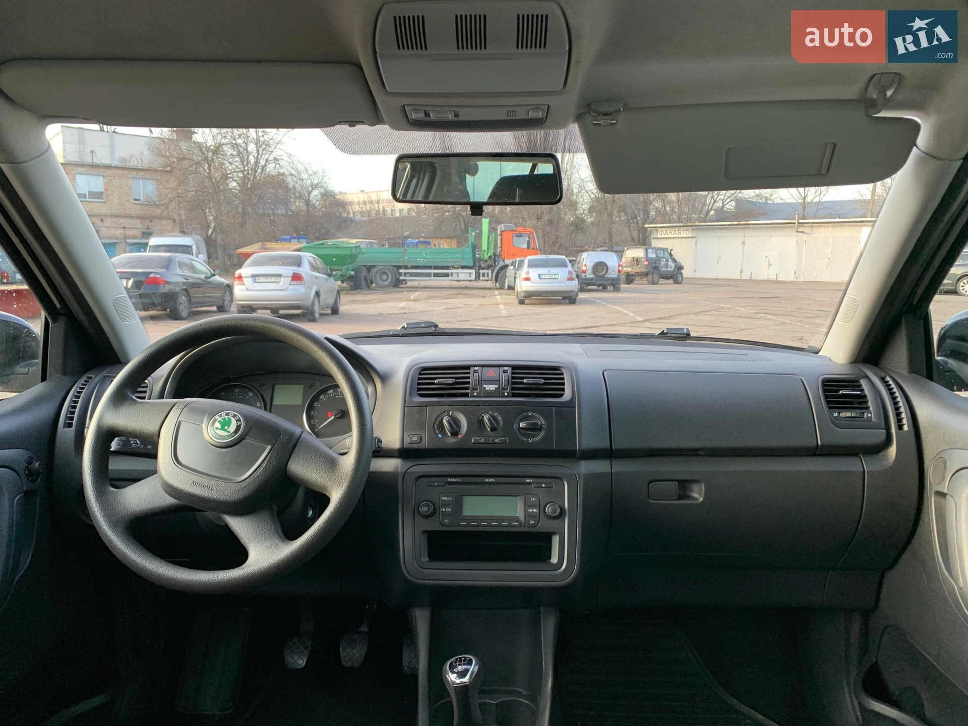2011 Skoda Fabia - мініатюра 10